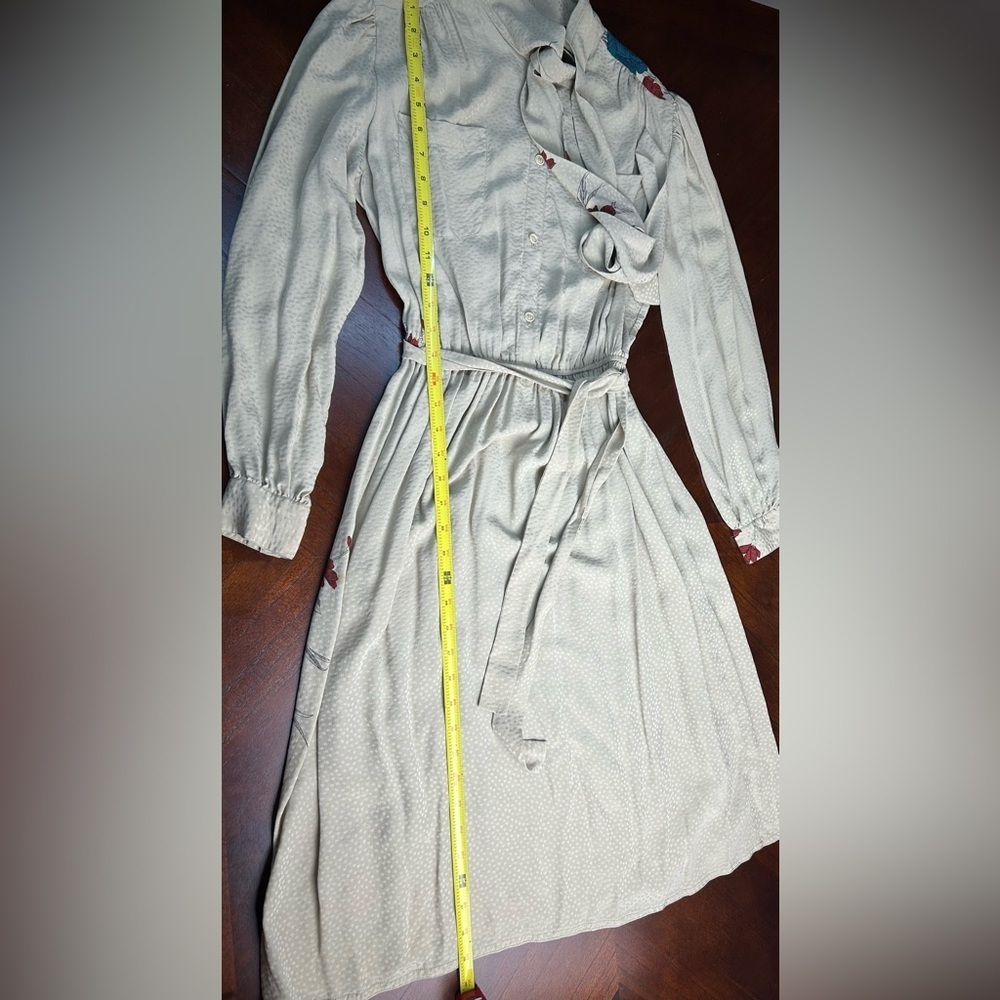 Chic Cream Long Sleeve Women's Dress 100% silk - Picture 5 of 7